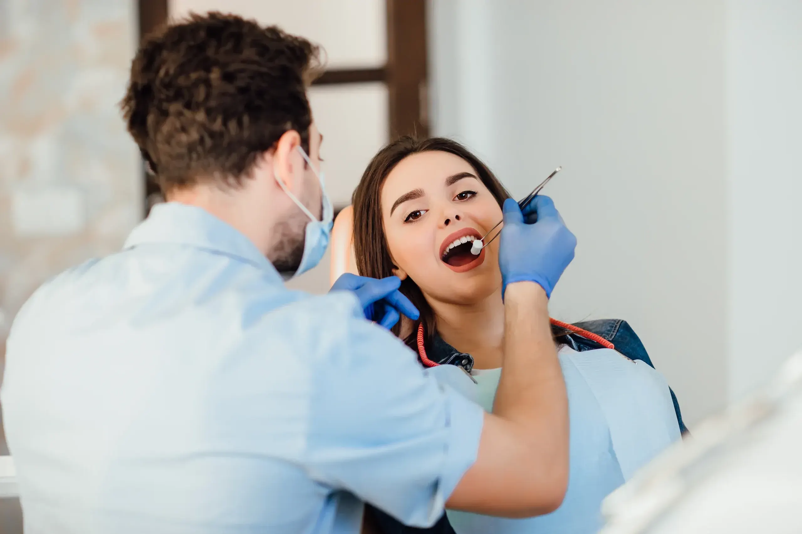 Dental veneers treatment at Dental World in Longwood FL